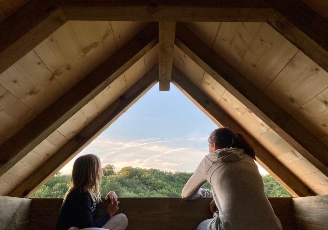 Cabane Bivouac Avec Echelle A L'Ombre Des Chenes Idrac-Respailles ภายนอก รูปภาพ