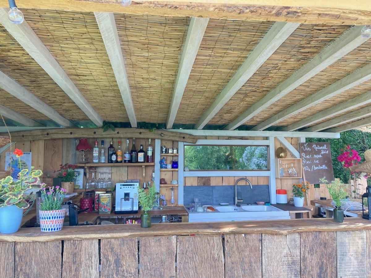 Cabane Bivouac Avec Echelle A L'Ombre Des Chenes Idrac-Respailles ภายนอก รูปภาพ